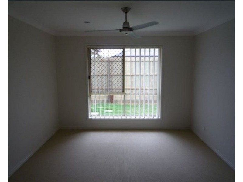 4 Alvine Drive, Eagleby QLD 4207