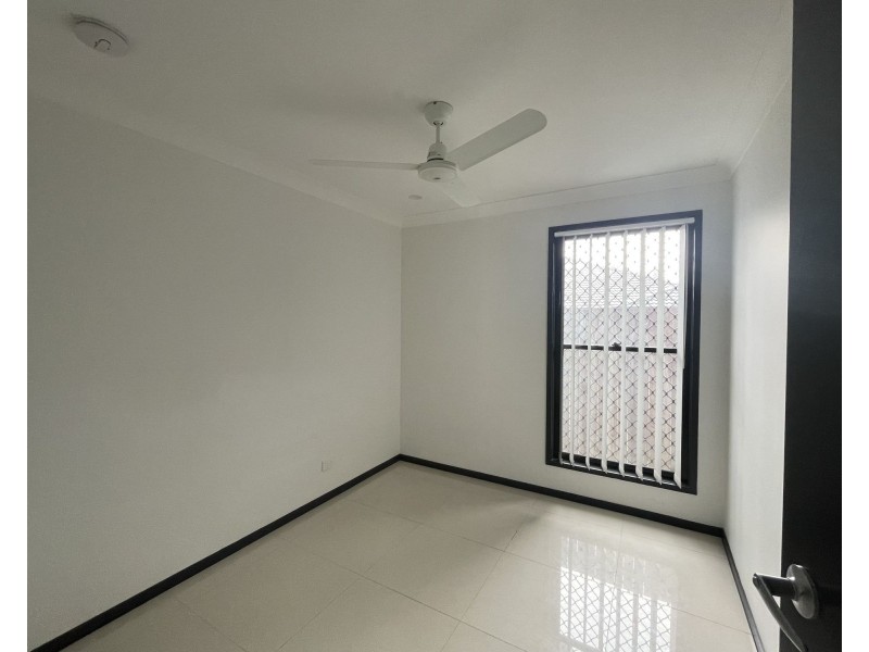 1/19 Linton Street, Loganlea QLD 4131