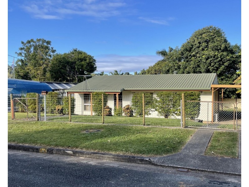 4 River St, Eagleby QLD 4207