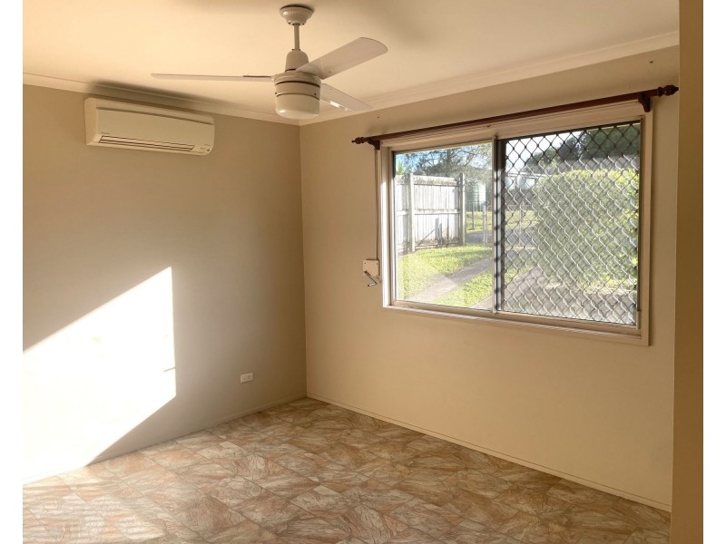 4 River St, Eagleby QLD 4207