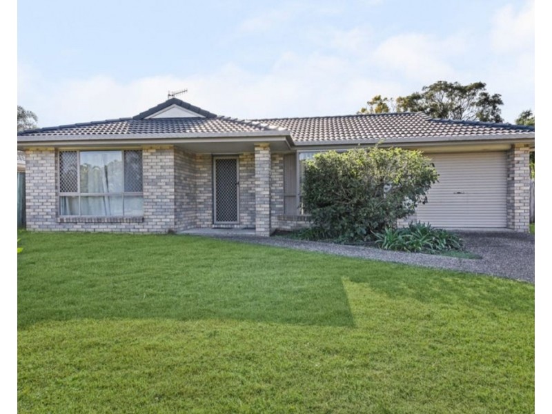 18 Perak Court, Tanah Merah QLD 4128