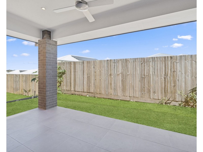 29 Peach Avenue, Greenbank QLD 4124