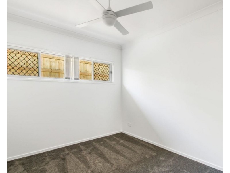 28 Outlook Boulevard, Gleneagle QLD 4285