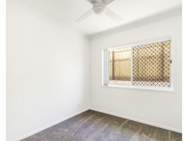 28 Outlook Boulevard, Gleneagle QLD 4285
