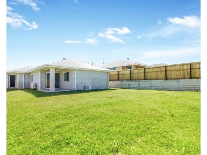 28 Outlook Boulevard, Gleneagle QLD 4285