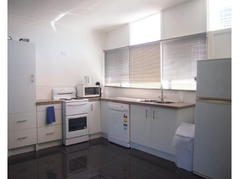 2302 Gold Coast Highway, Mermaid Beach QLD 4218