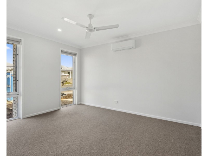 10 Sophora Street, White Rock QLD 4306