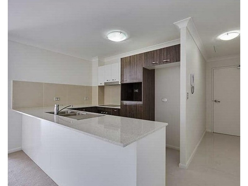 74/29-33 Juers Street, Kingston QLD 4114
