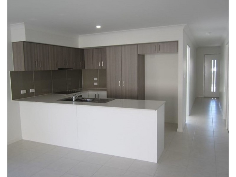 44 Haven Drive, Holmview QLD 4207