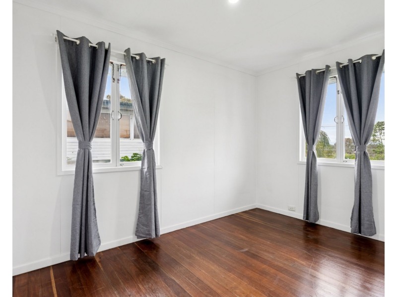 16 Henty Street, Woodridge QLD 4114