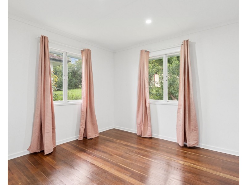 16 Henty Street, Woodridge QLD 4114