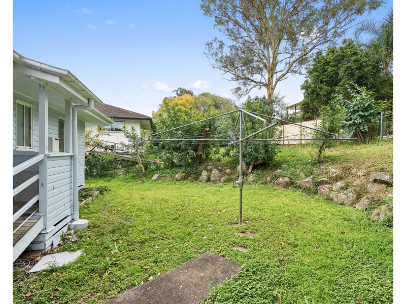 16 Henty Street, Woodridge QLD 4114