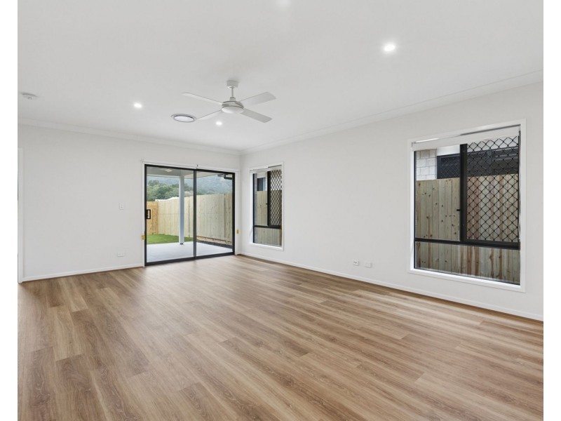 30 Walker Avenue, Belivah QLD 4207