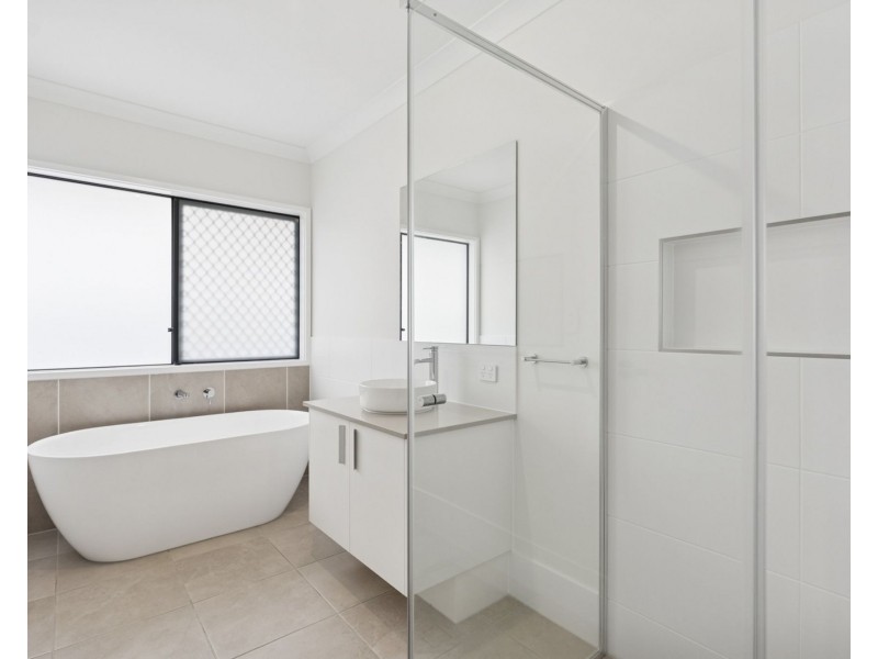 30 Walker Avenue, Belivah QLD 4207