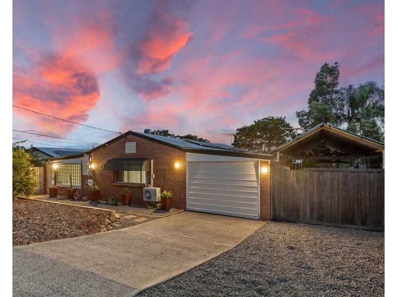 12 Strathallen Dr, Boronia Heights QLD 4124