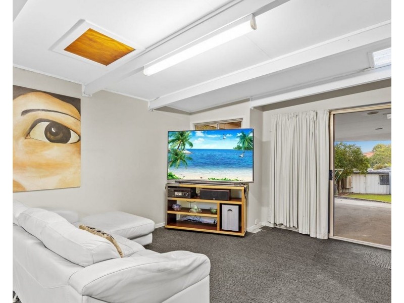 12 Strathallen Dr, Boronia Heights QLD 4124