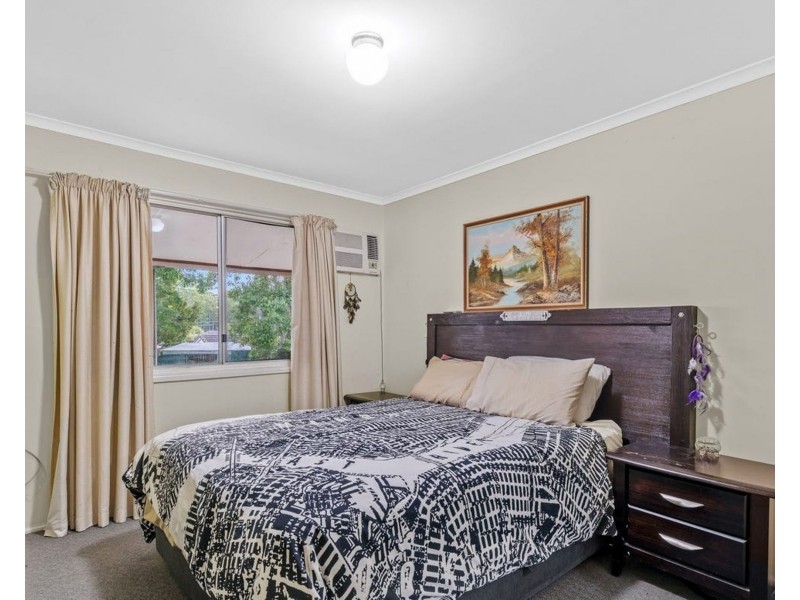 12 Strathallen Dr, Boronia Heights QLD 4124