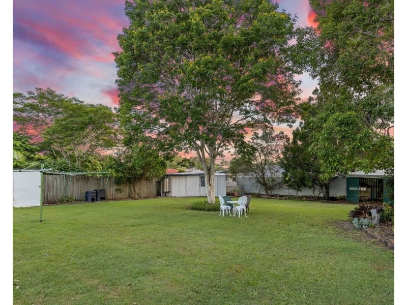 12 Strathallen Dr, Boronia Heights QLD 4124