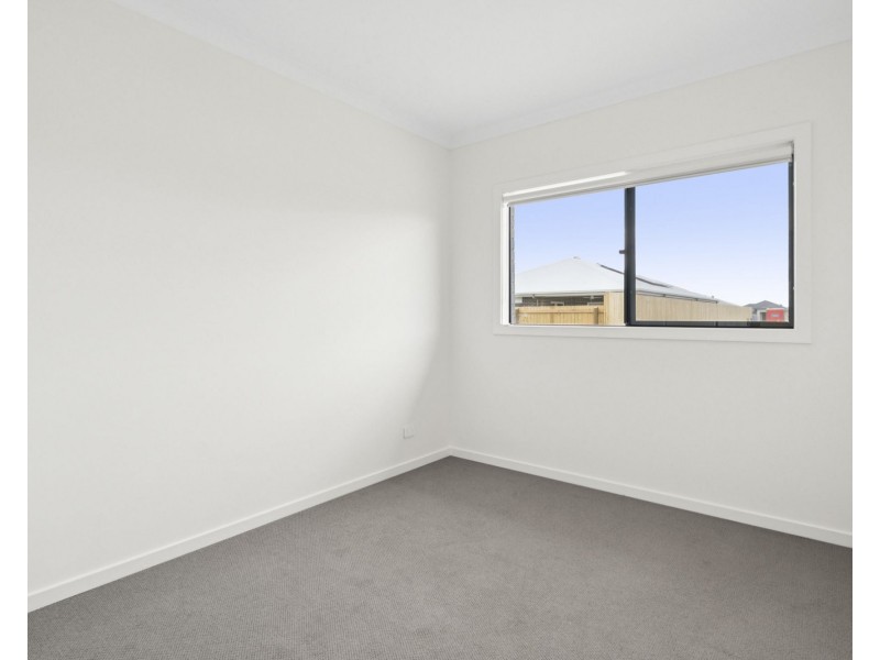 16 Barunga Street, Yarrabilba QLD 4207