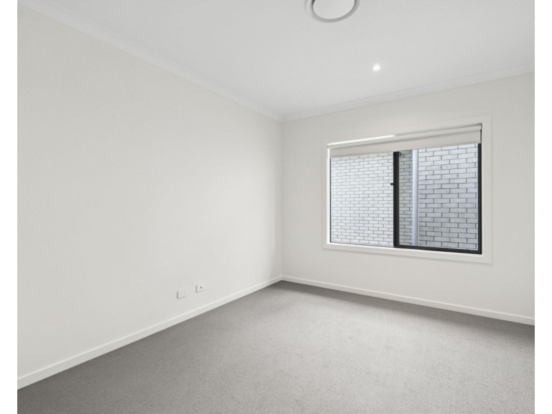 16 Barunga Street, Yarrabilba QLD 4207