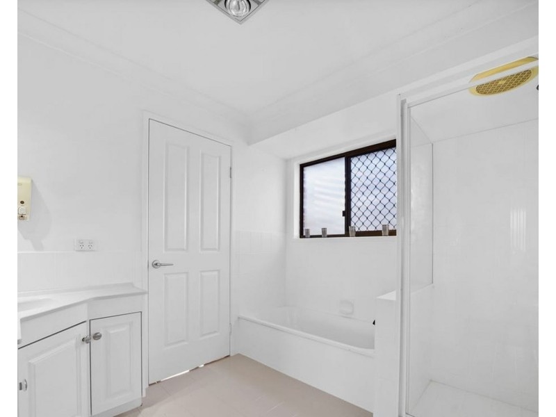 32-34 Finch St, Eagleby QLD 4207