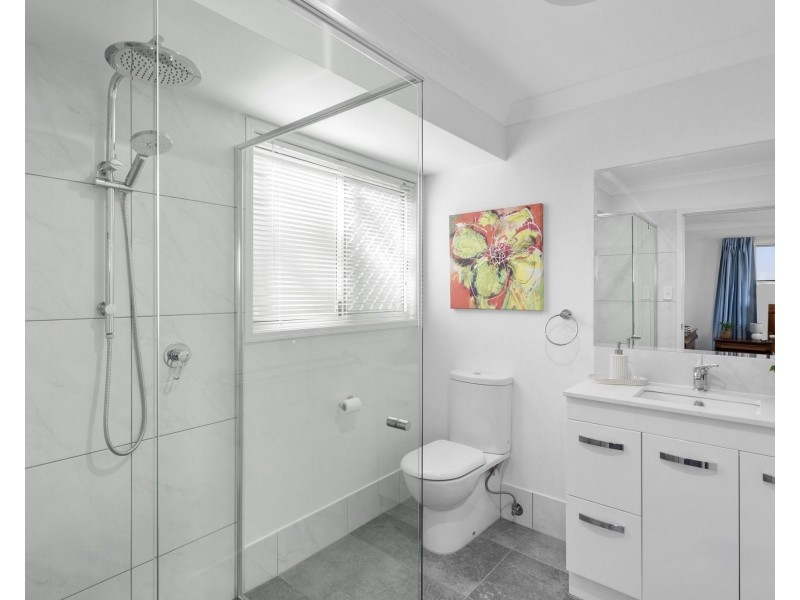 18 Sundar Crescent, Tanah Merah QLD 4128