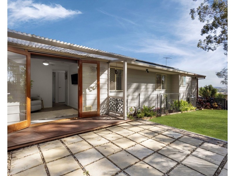 18 Sundar Crescent, Tanah Merah QLD 4128