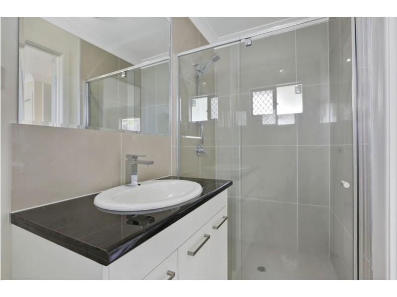 18 Sapium Street, Kingston QLD 4114