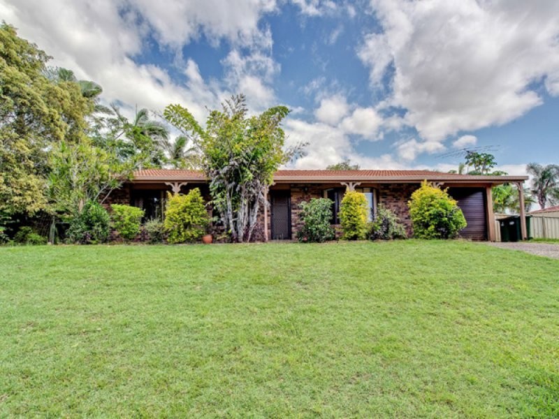 8 Black Diamond Crescent, Edens Landing QLD 4207