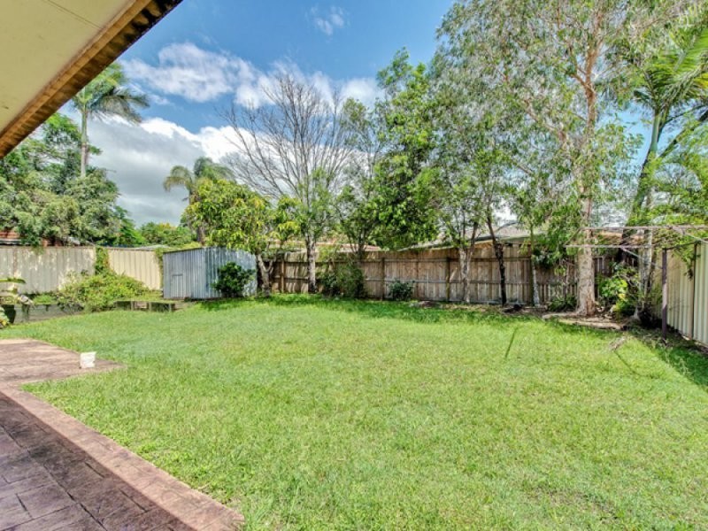 8 Black Diamond Crescent, Edens Landing QLD 4207