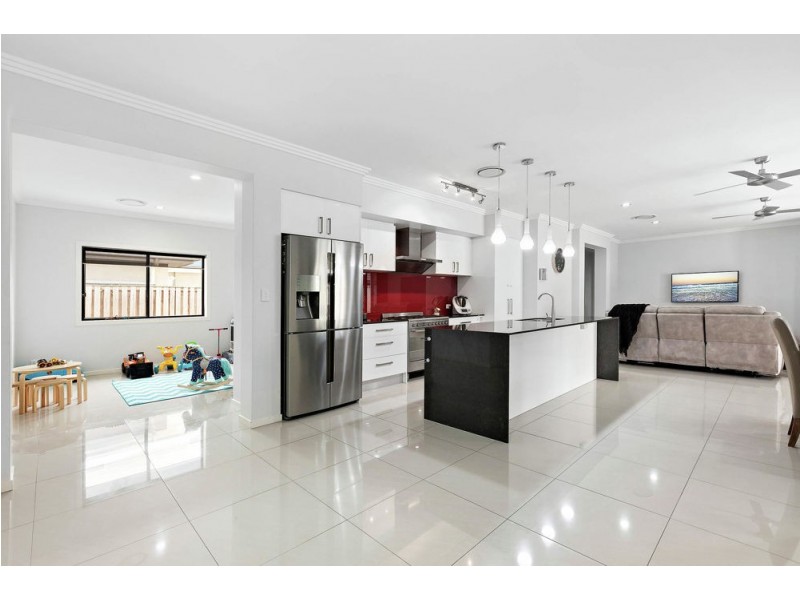 28 Heatherdale Drive, Upper Coomera QLD 4209