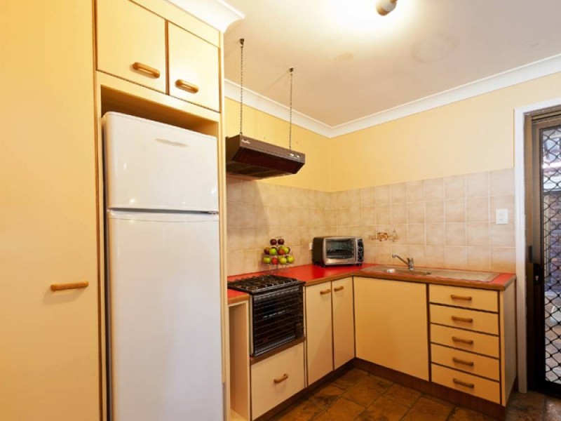 9 Spruce Street, Loganlea QLD 4131