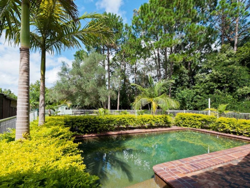 9 Spruce Street, Loganlea QLD 4131