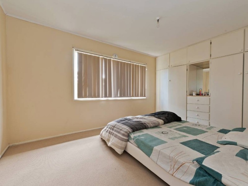 10 Woody Avenue, Kingston QLD 4114