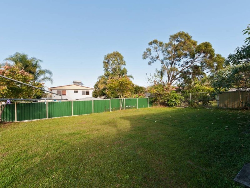 10 Woody Avenue, Kingston QLD 4114