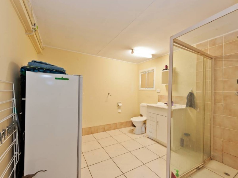 10 Woody Avenue, Kingston QLD 4114