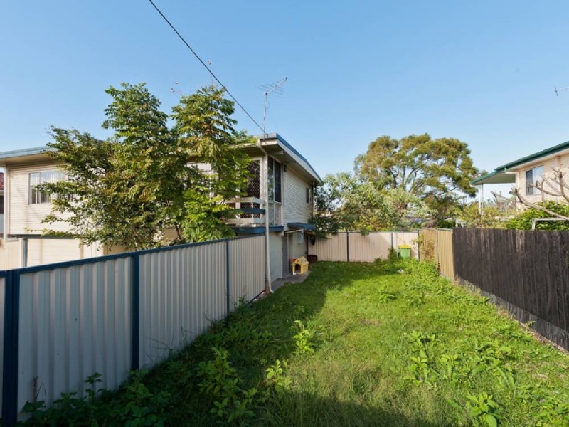 10 Woody Avenue, Kingston QLD 4114