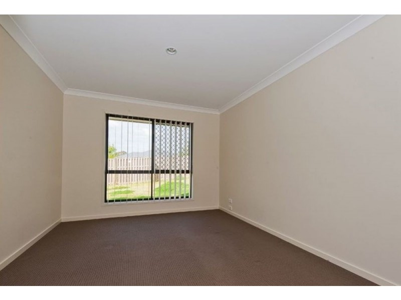 70 Heatherdale Drive, Upper Coomera QLD 4209