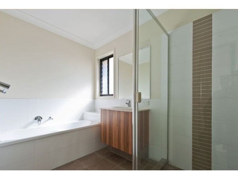 70 Heatherdale Drive, Upper Coomera QLD 4209