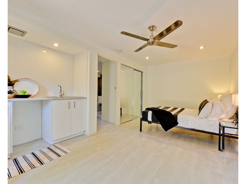 6 Belconnen Street, Rochedale South QLD 4123