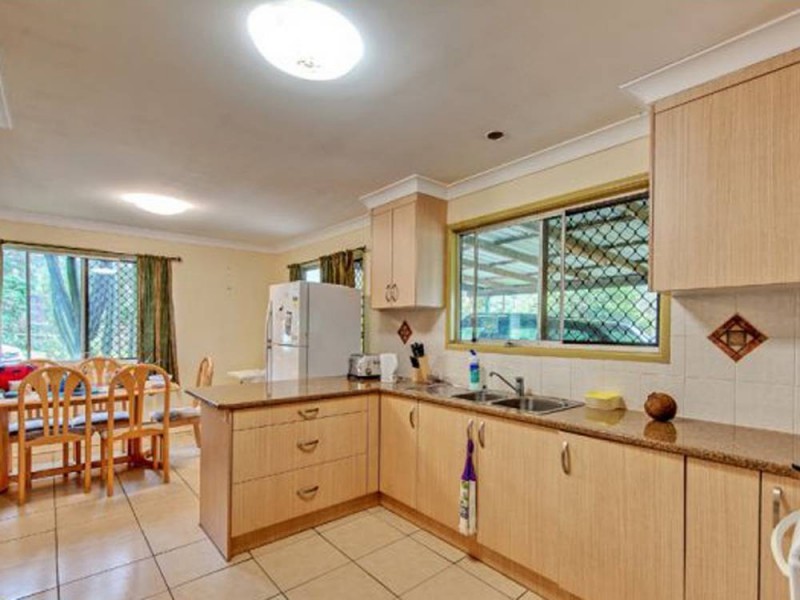 236 Chambers Flat Road, Waterford West QLD 4133