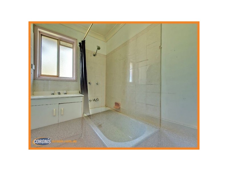 12 Yalumba Street, Kingston QLD 4114