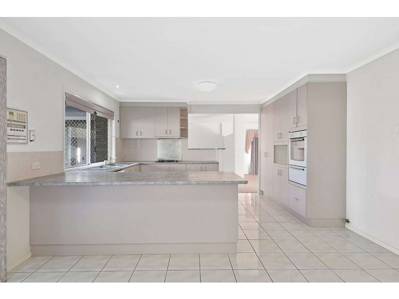 22 Bramwell Street, Eight Mile Plains QLD 4113