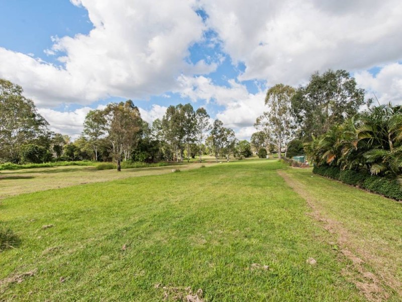 16 Wharf Street, Waterford West QLD 4133