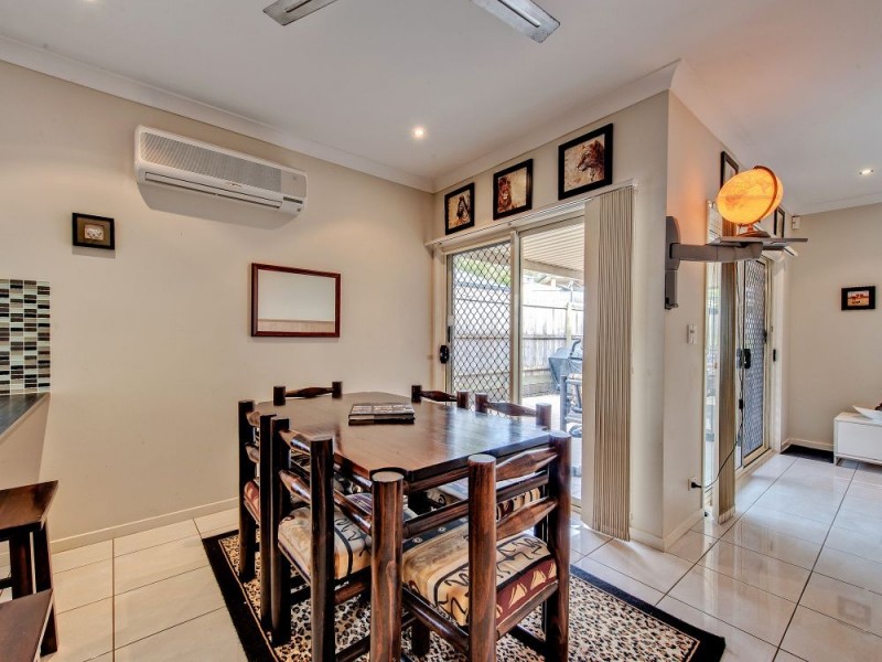 7 Carnarvon Crescent, Waterford QLD 4133
