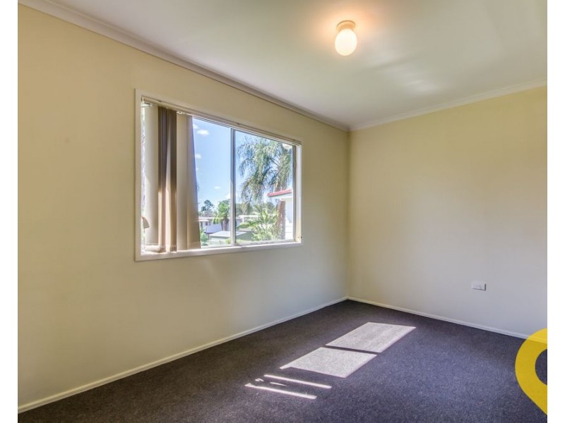 33 Bellatrix Street, Kingston QLD 4114