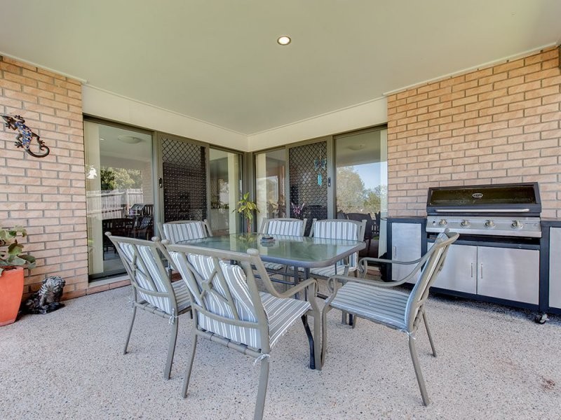 31 Waterline Crescent, Waterford QLD 4133