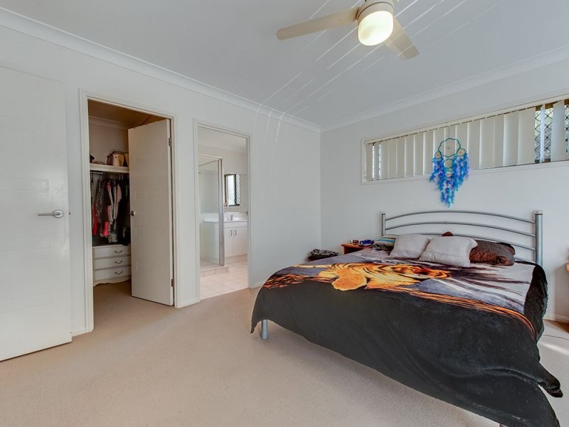 31 Waterline Crescent, Waterford QLD 4133