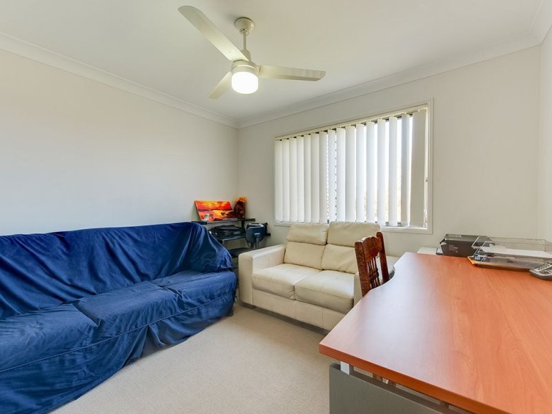 31 Waterline Crescent, Waterford QLD 4133