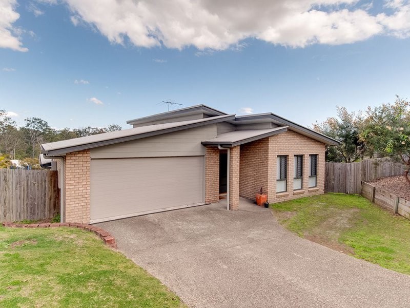 31 Waterline Crescent, Waterford QLD 4133